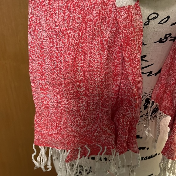 Scarf - Picture 2 of 5